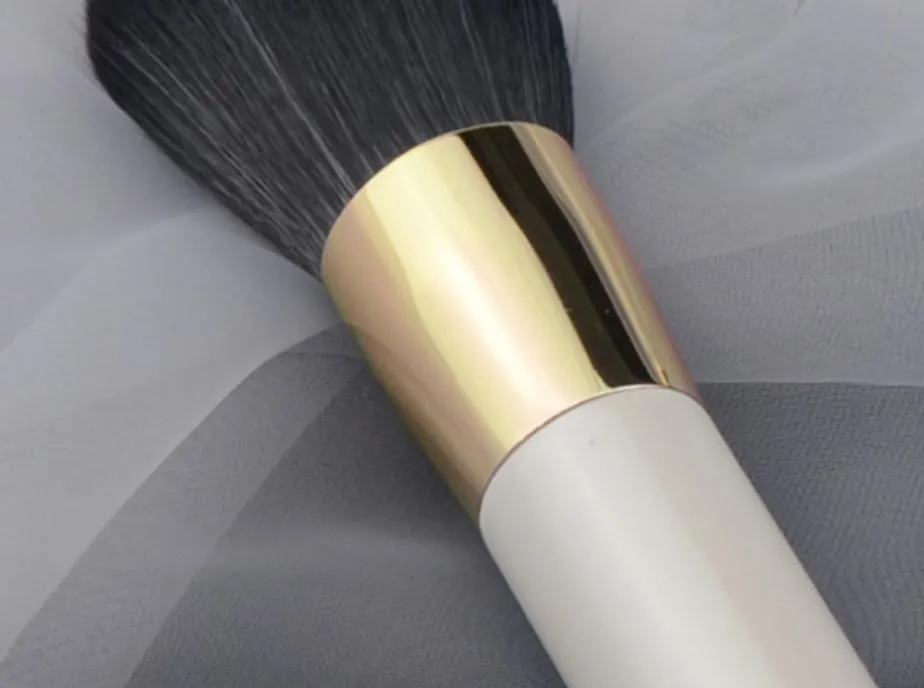 Makeup Brush Detail 4