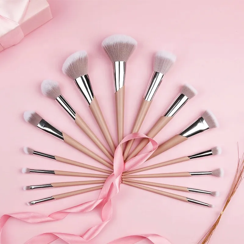 Makeup Brush Feature View 9