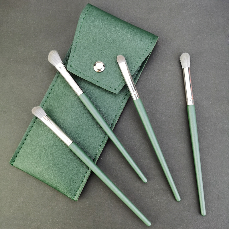 Rippling Green Cloud Soft Fiber Eye Makeup Brush Set 4 Portable Beginner Eye Shadow Brush Sets