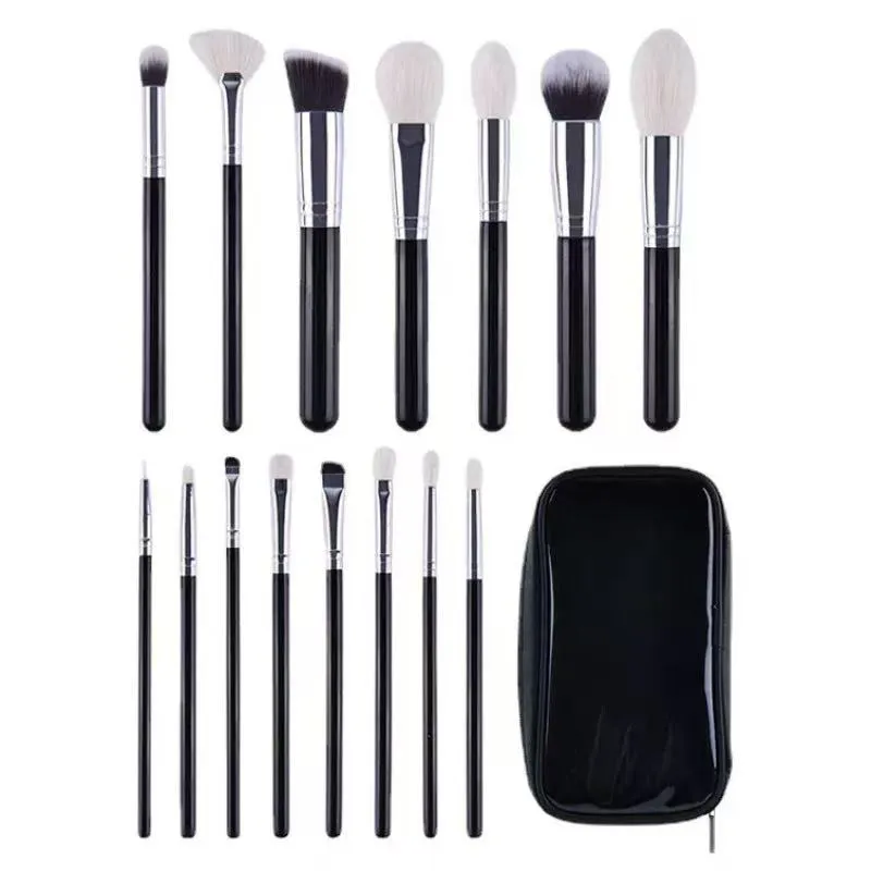Makeup Brush Set Detail 1