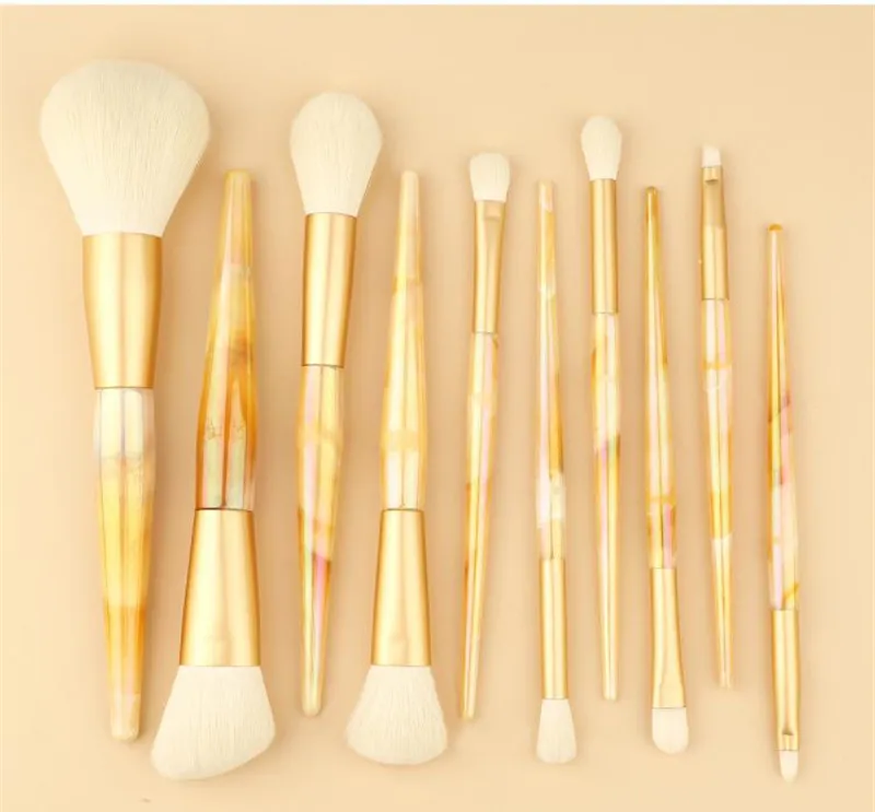 Brush Details 9