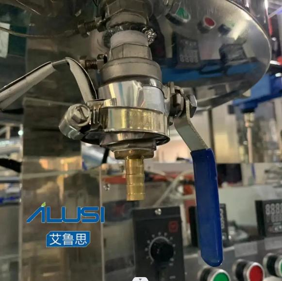 Máquina de llenado de bálsamo labial semiautomática neumática para mezclar lápiz labial, máquina de molde para lápiz labial para máscara