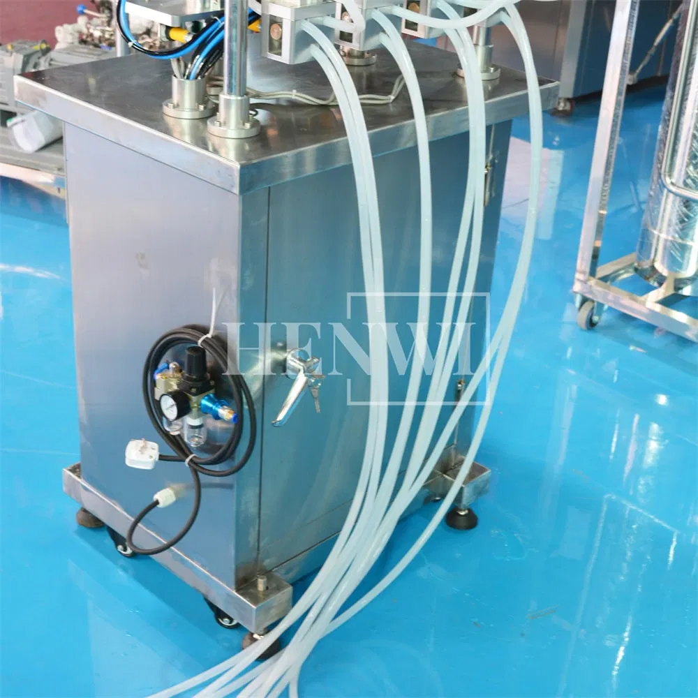 4-Head Máquina de llenado automática de botellas pequeñas de líquido esencial para cosméticos, rellenadora de fragancias, boquillas de llenado, gotero, bebida