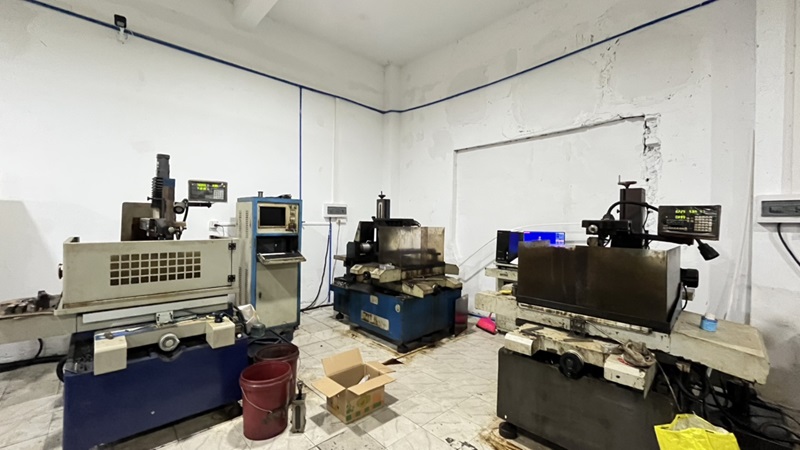 Máquina de corte Amp Machine - Corte preciso de materiales para fabricación de equipos