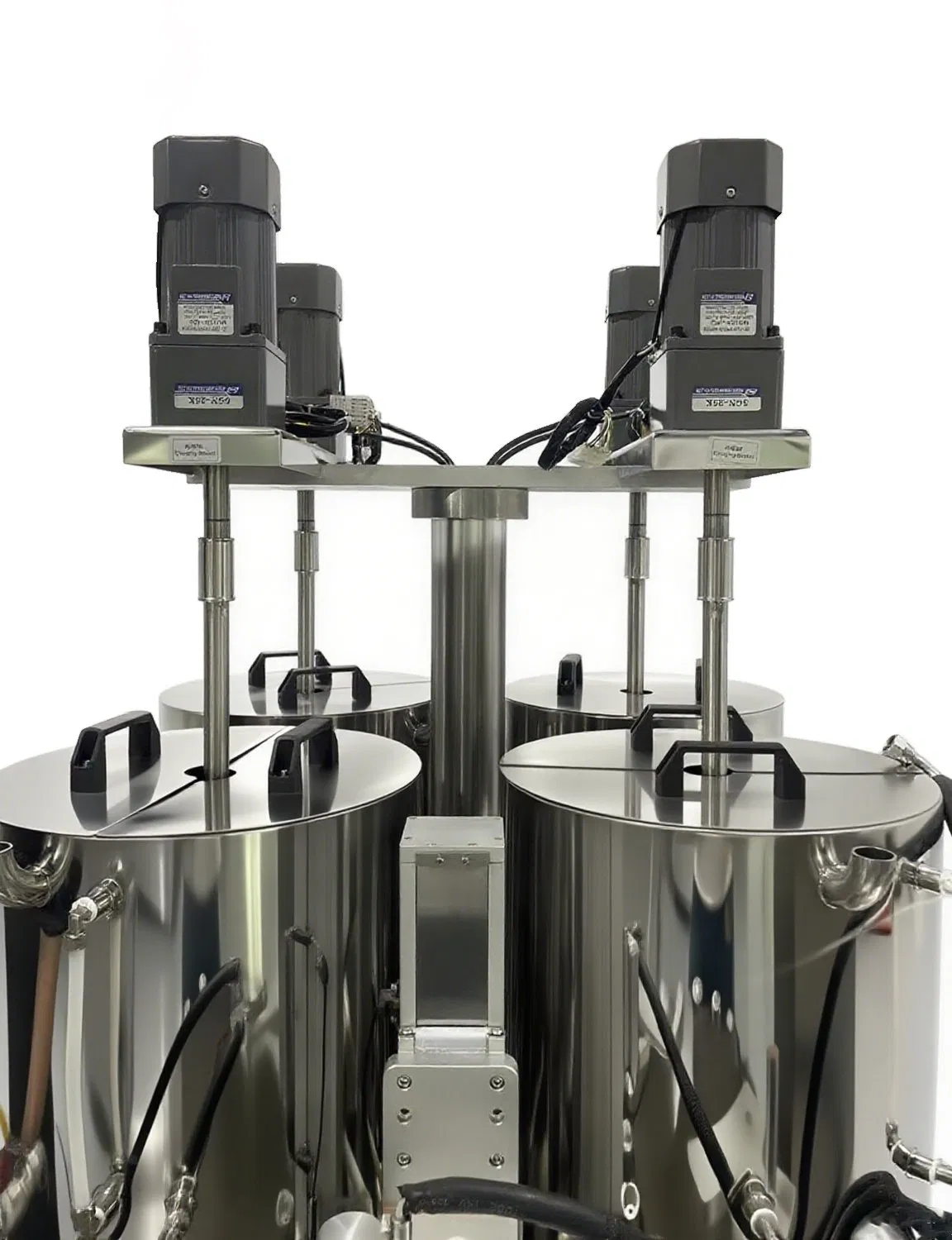 Máquina de llenado automática de boquillas de tornillo rotativo para crema, lápiz labial, brillo labial
