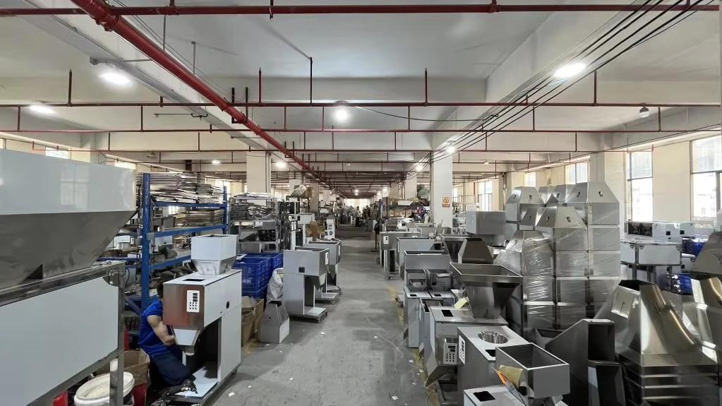 Línea de ensamblaje Amp Machine - Control de calidad y fabricación de maquinaria cosmética