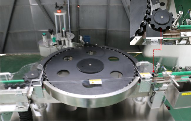 Máquina de etiquetado rotativa de alta velocidad para botellas redondas