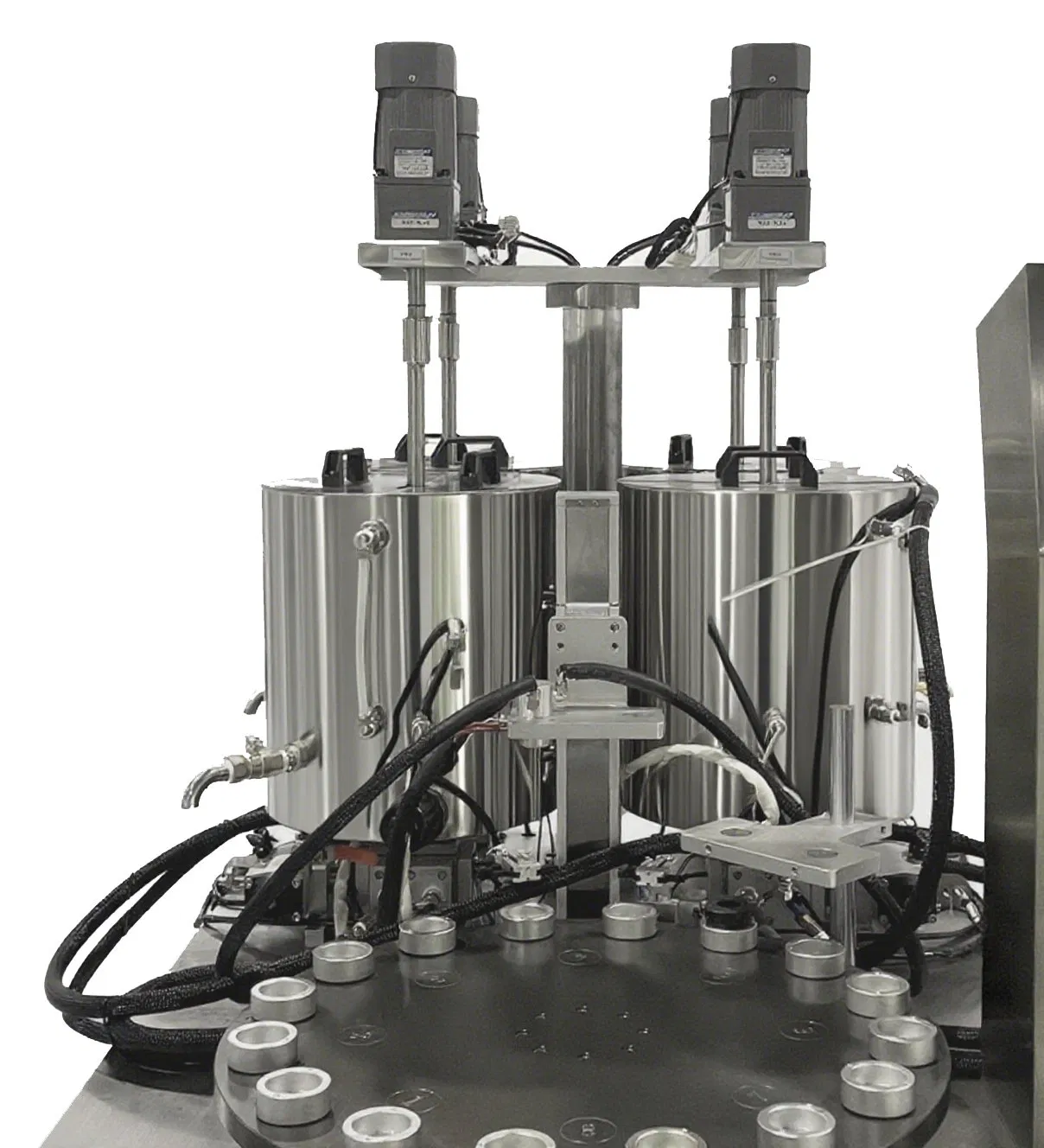 Máquina de llenado automática de boquillas de tornillo rotativo para crema, lápiz labial, brillo labial