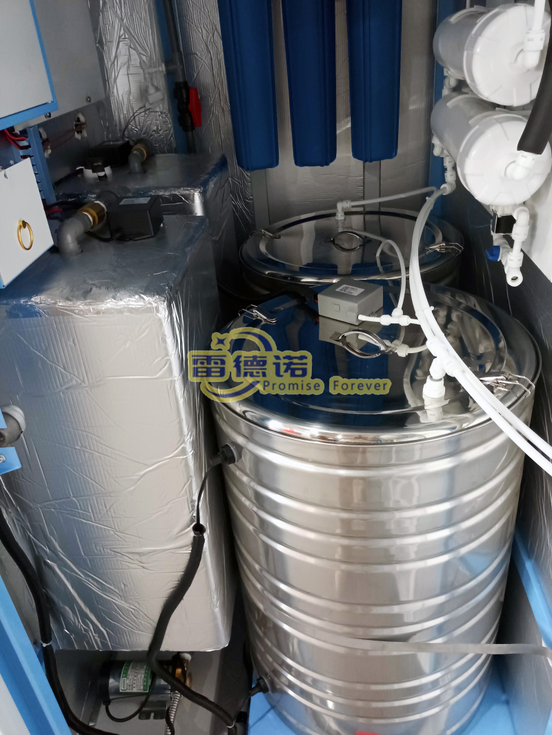 Buen precio completo automático de ósmosis inversa Refill agua embotellada purificada Máquina expendedora para la venta