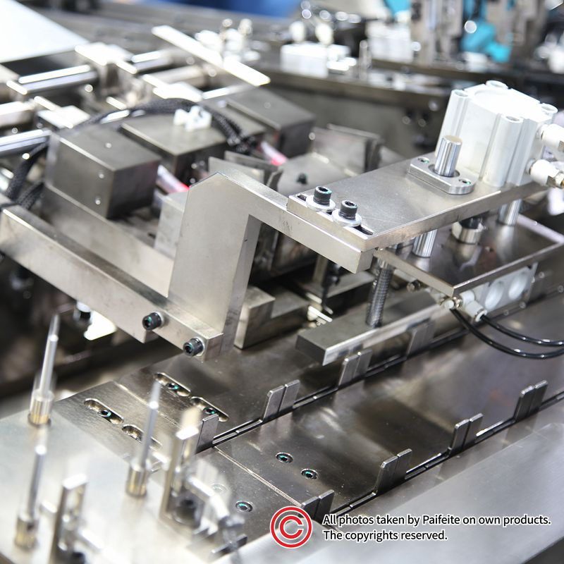 Máquina de embalaje de recambios de bolígrafo de gel en bolsa OPP automática
