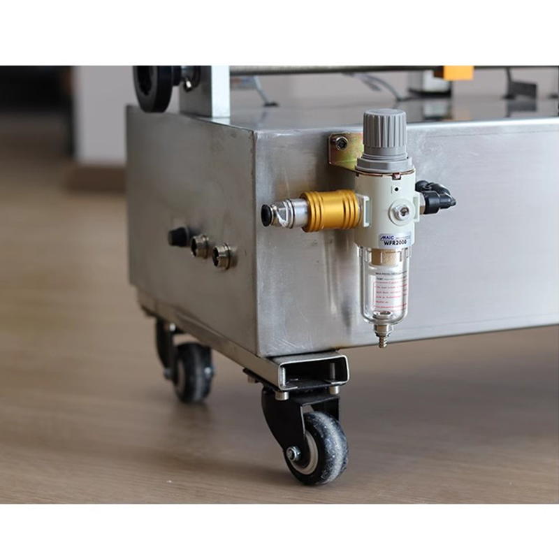 Máquina de llenado de tanque de mezcla calefaccionado neumático semiautomático para líquidos, pastas, cremas, bálsamos labiales y lociones corporales