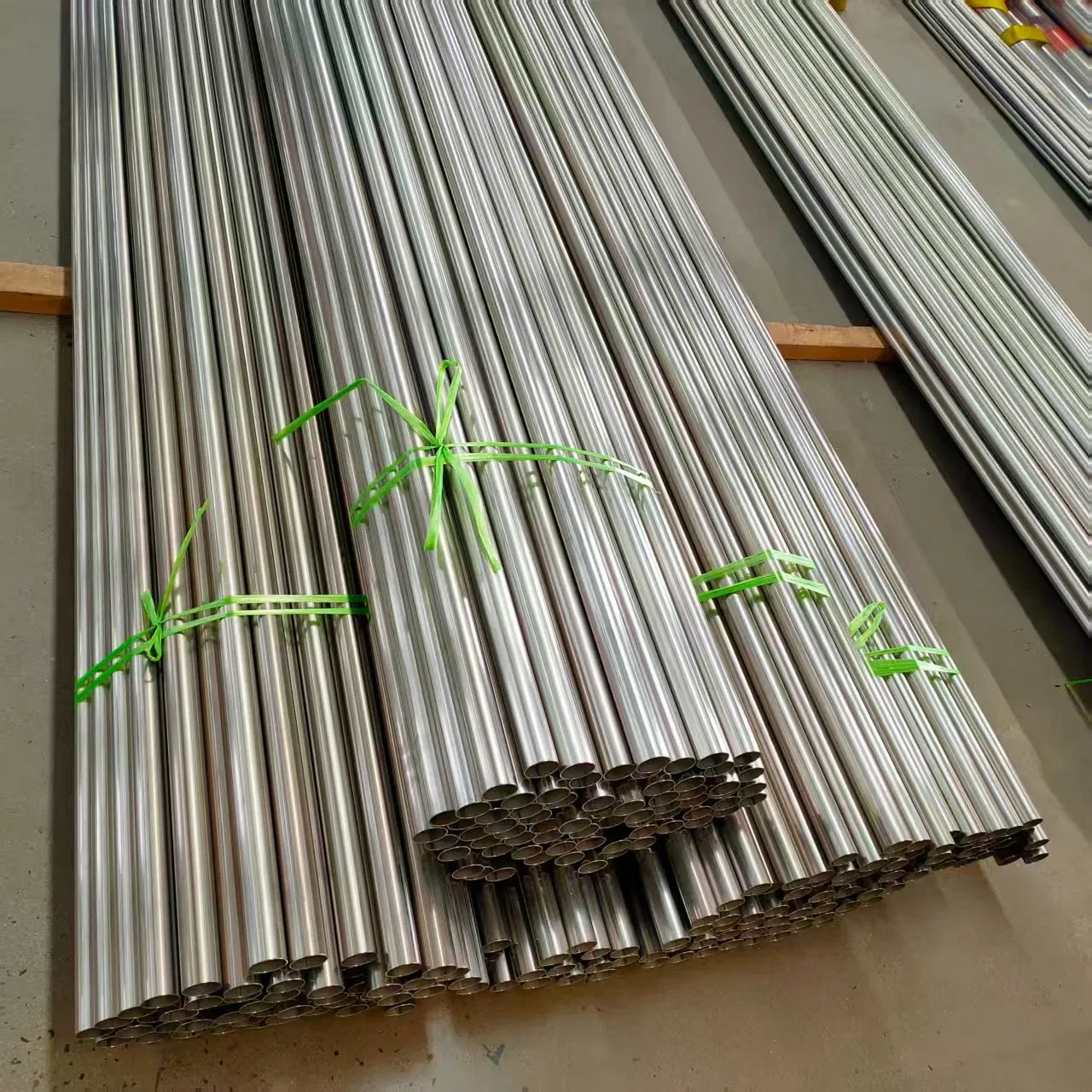 Mirror Polished Stainless Steel Tube Welded ASTM A269 Od25mm X Wt2mm Sanitary Use China Supplier Factory Manufacturer Direct