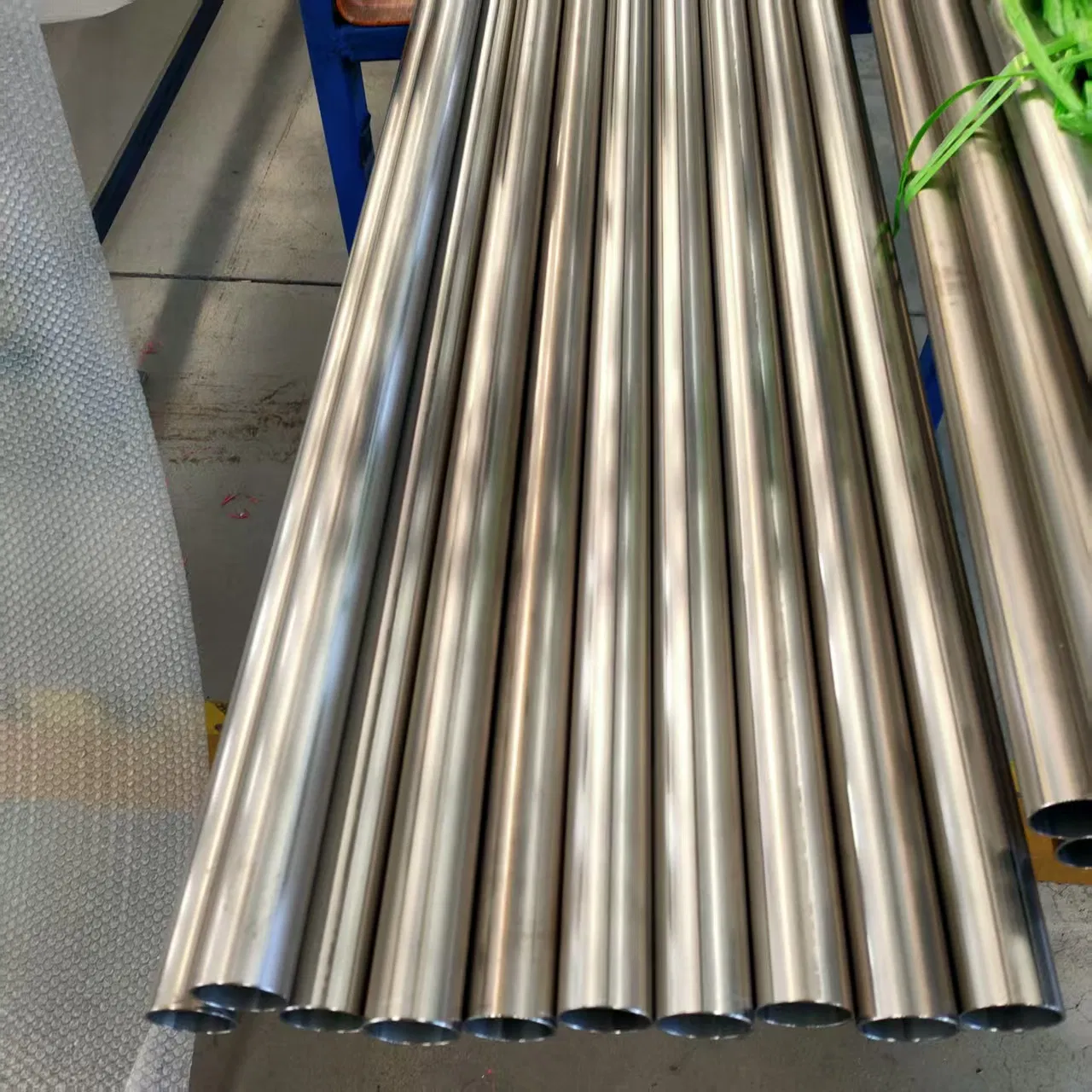 Heat Resistant Alloy Round Pipe for Aircraft Landing Gear Hydraulic Lines and Aerospace Fluid Systems