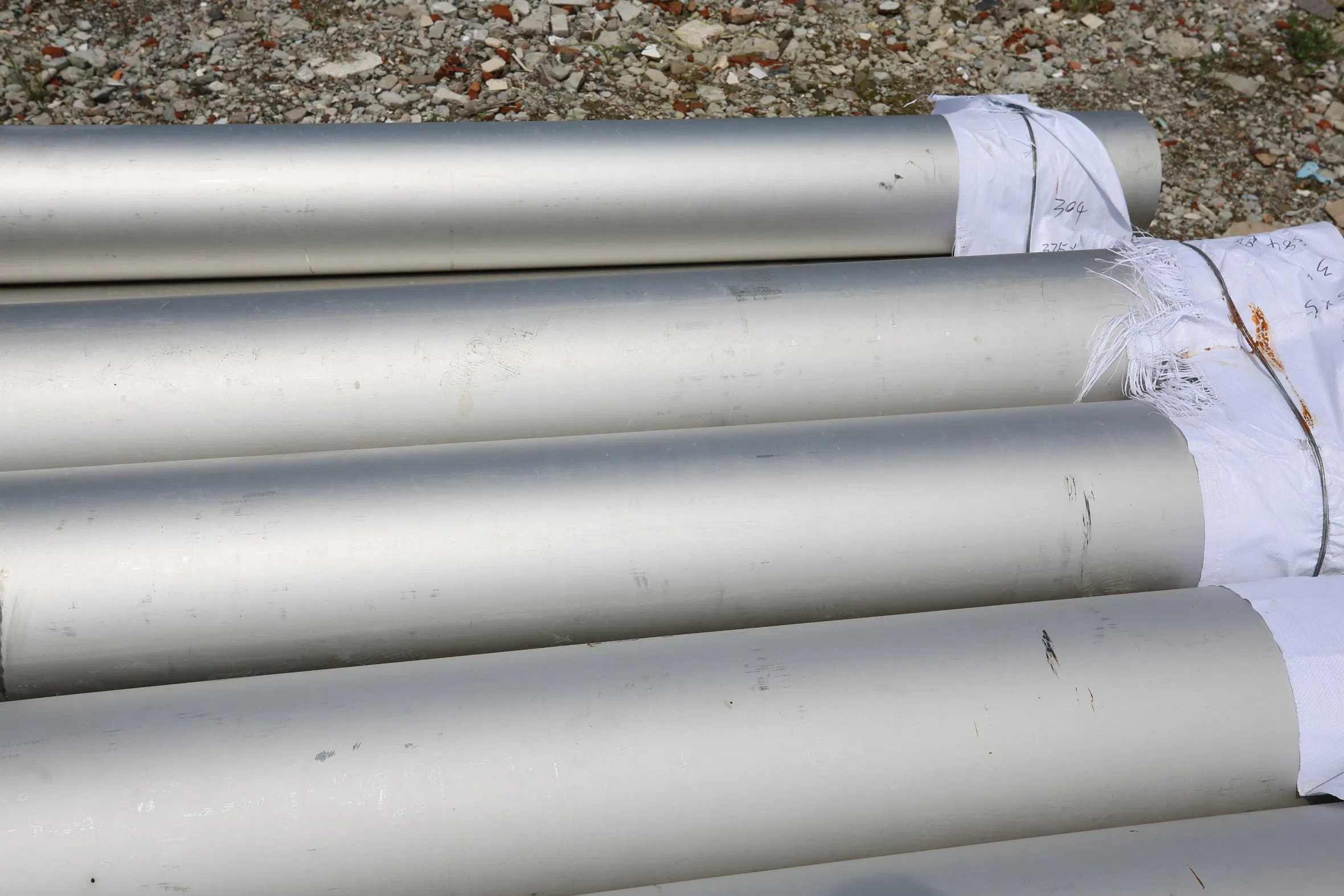 Polished/Hairline Surface Round Seamless/Welded Ss AISI 304/304L/316/316L/201/309S/310S/2205/904L Stainless Steel Pipe/Tube