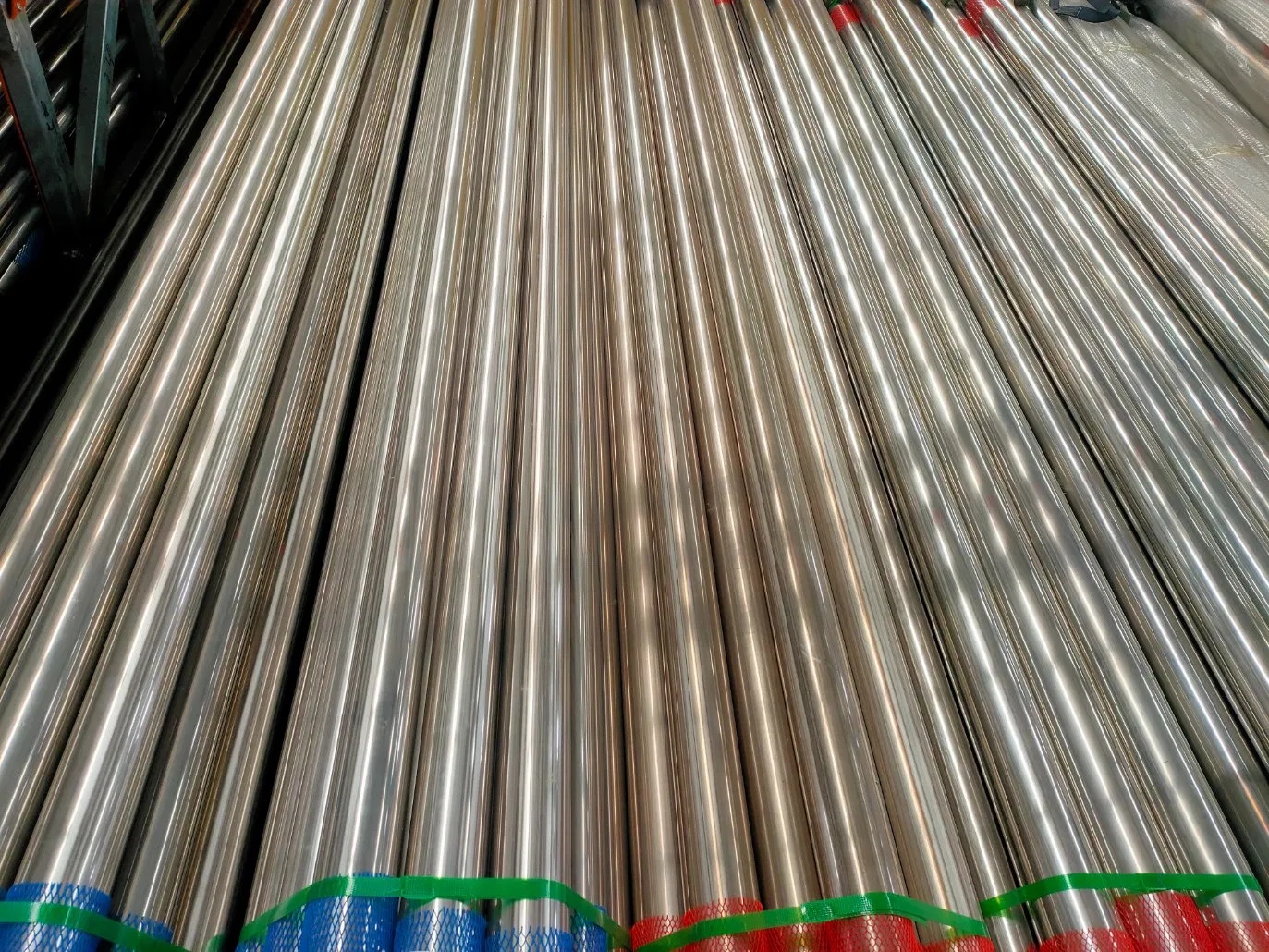 China Factory 304/316L En JIS ASTM Standard Stainless Steel Welded Pipe Tube
