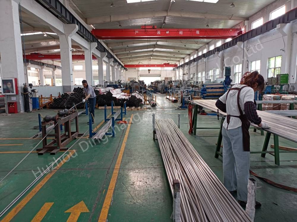 ASTM A270/SA270 304 304L 316 316L 321 Polished Stainless Steel Sanitary Tubing En 10357 1.4301 1.4307 1.4404 Mirror Finish 3A Certificate Tube