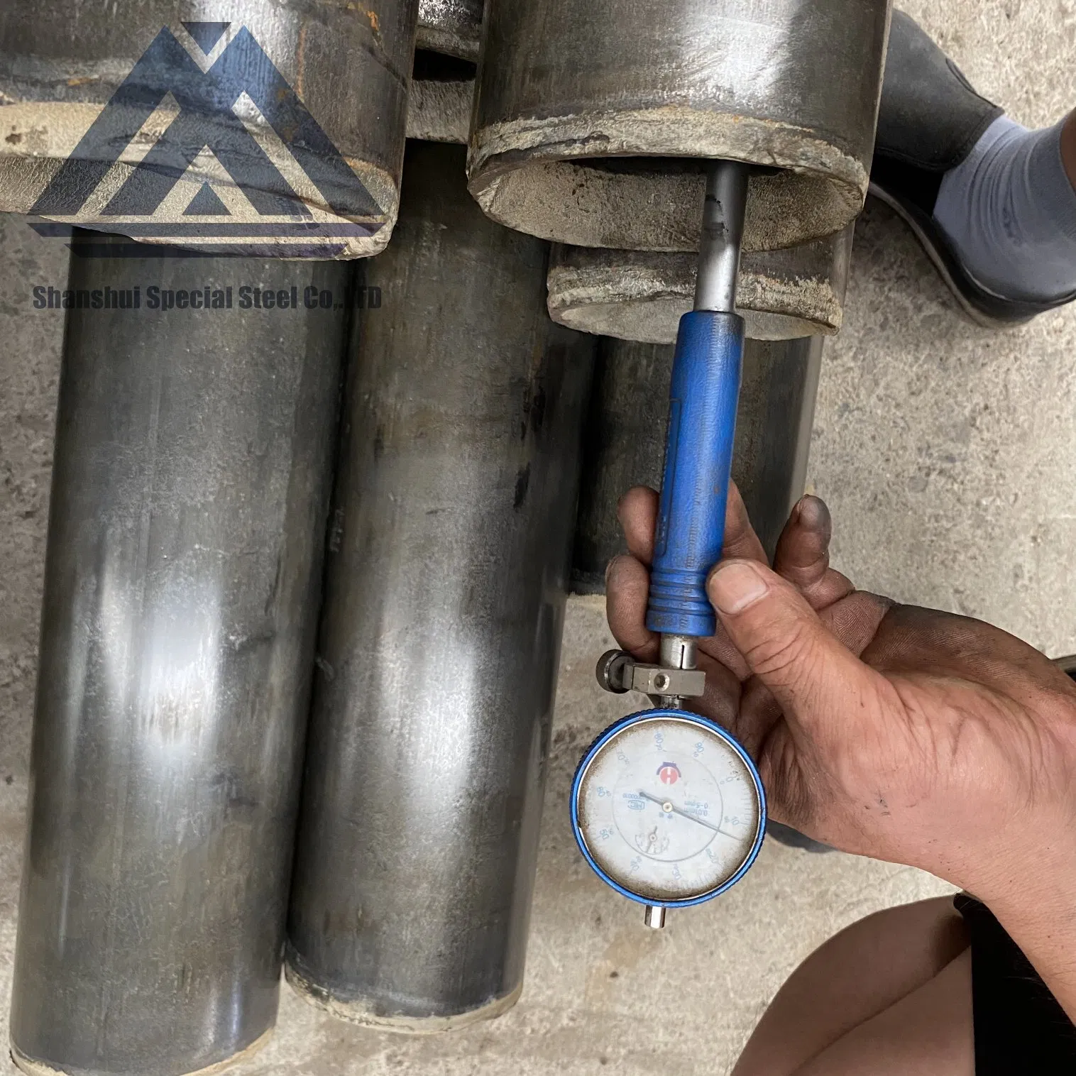 34CrMo4 JIS G 3429 DIN17175 Alloy Steel Seamless Pipe Gas Cylinders Seamless Tube