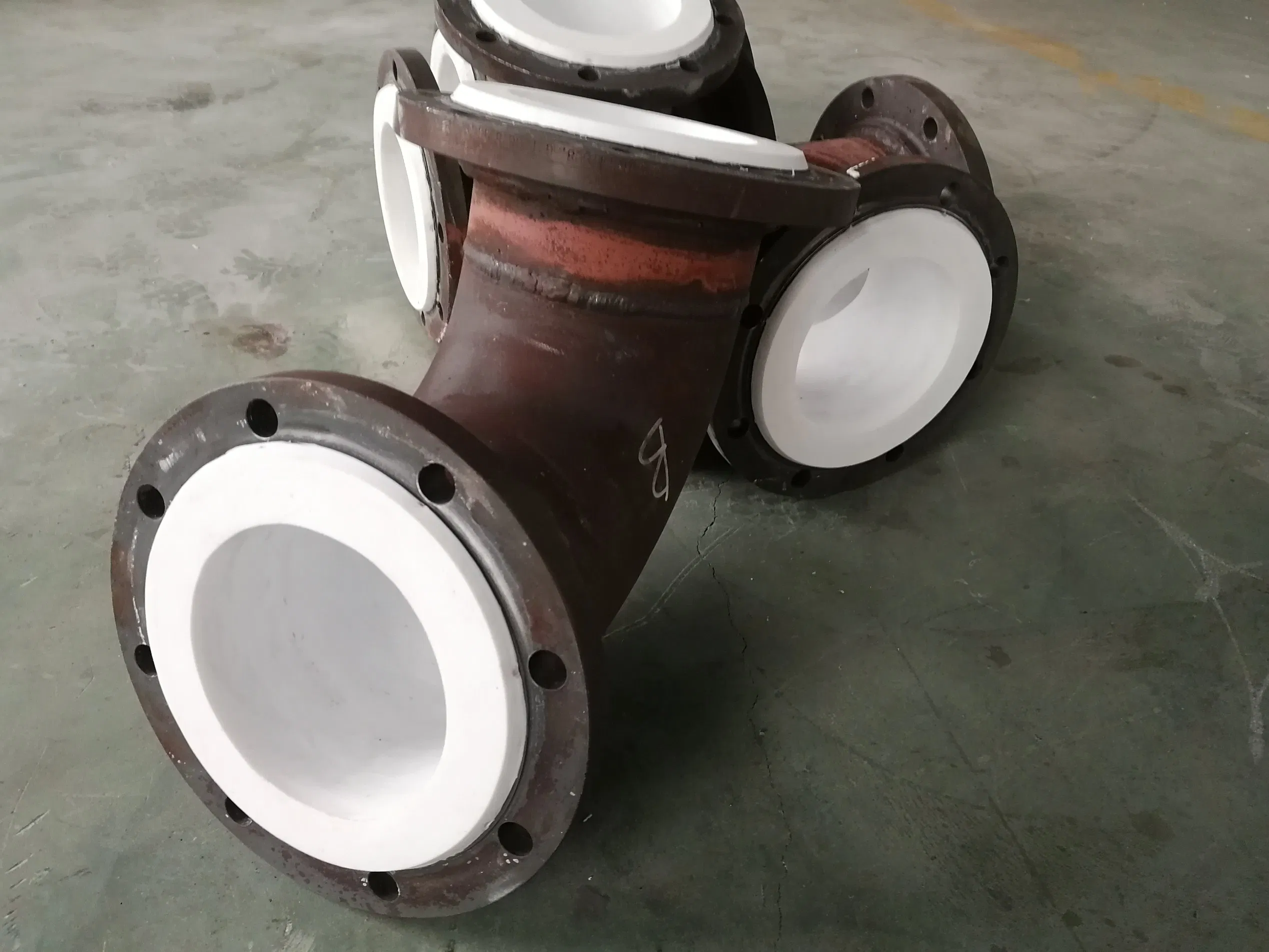 Stainless Steel or Carbon Steel PTFE Lined Pipe/ Column/ Elbow/ Pipeline/ Tee Cost-Effective Solution for Highly Corrosive Industrial Pipelines