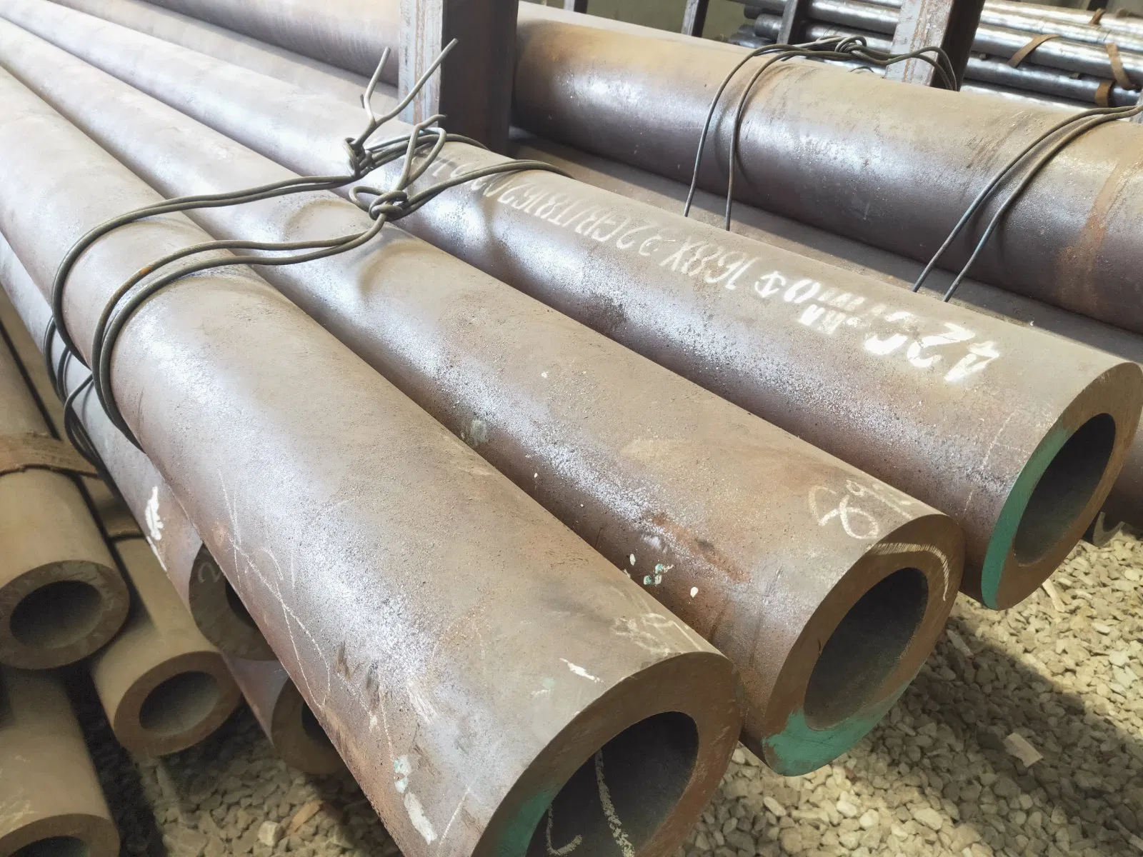 Large Diameter 16mn Alloy Steel Seamless Pipes - Low Temperature Resistant (≤ -40º C) - Thin-Walled (Wall Thickness 2-10mm) - GB/T 8163 Certified