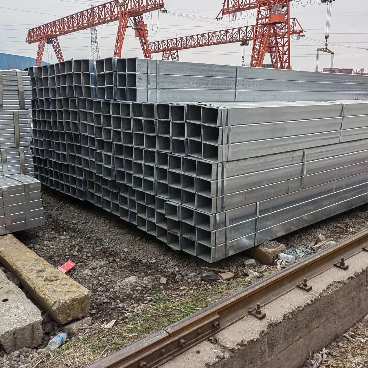 Aluminum Steel Pipe/Seamless Steel Pipe/Galvanized/Spiral/Welded/Copper Pipe/Oil/Alloy/Ap5l/Round/Stainless Steel/Titanium/Black/Carbon/ERW/Alloy Pipe