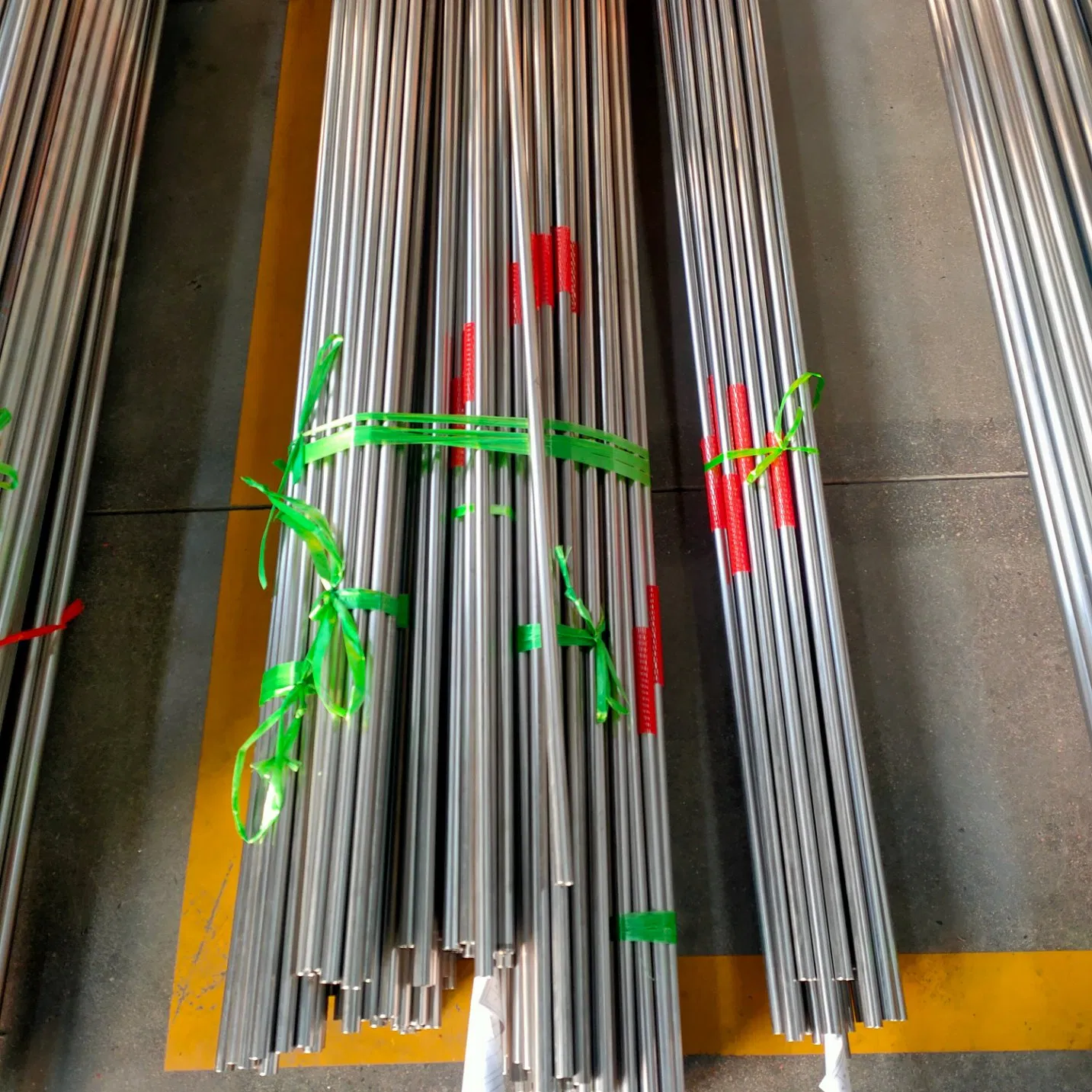 S32760 Super Duplex Stainless Steel Round Pipe, Produced in Shandong, China, Compliant with En 10216-5 Standard, with Pickled and Passivated Surface