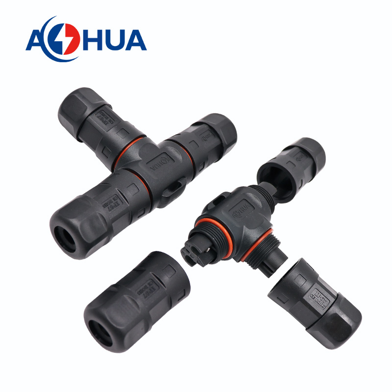 IP68 موصل مجمع كابل على شكل حرف T M20 4pin قابس كهربائي للإشارة 10A محول 1.0mm2 قابس كابل الطاقة 4-Way لمشروع مصابيح الشارع الشمسية LED