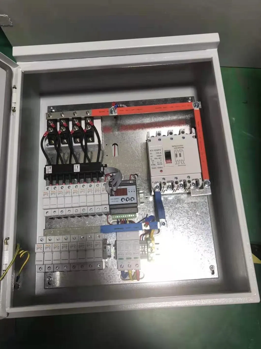 Professional Combiner Box
