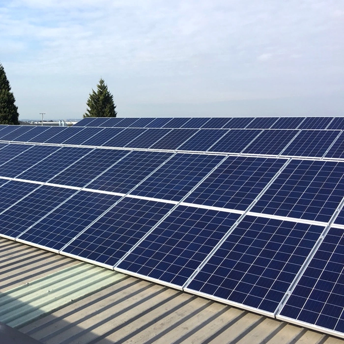 نظام الطاقة الشمسية المتصل بالشبكة ذو التحويل العالي 30kw
