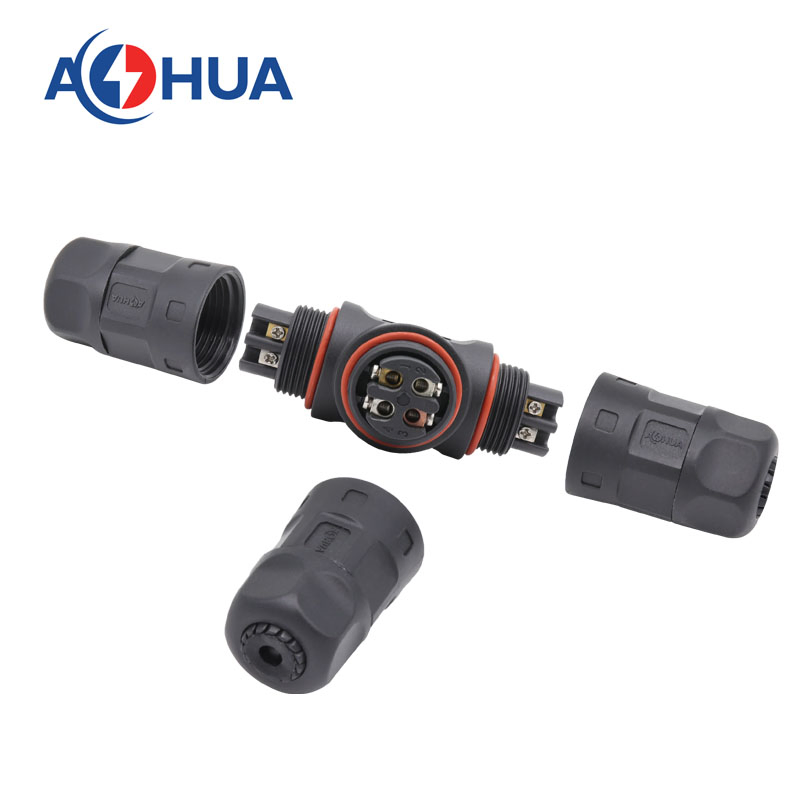 IP68 موصل مجمع كابل على شكل حرف T M20 4pin قابس كهربائي للإشارة 10A محول 1.0mm2 قابس كابل الطاقة 4-Way لمشروع مصابيح الشارع الشمسية LED