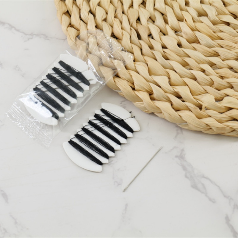 Kit de Costura de Viagem Compacto para Reparos Rápidos com Ferramentas Essenciais
