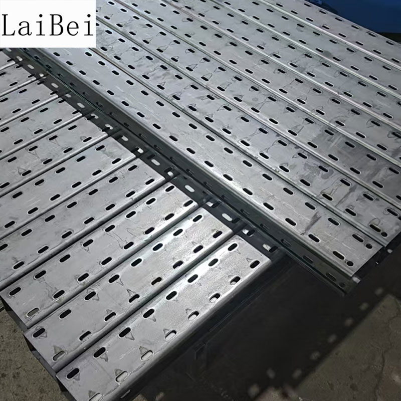 The 12A Heavy-Duty Chain Conveyor Can Bear a Maximum Load of 3 Tons and Is Specially Designed for Three-Dimensional Warehouses