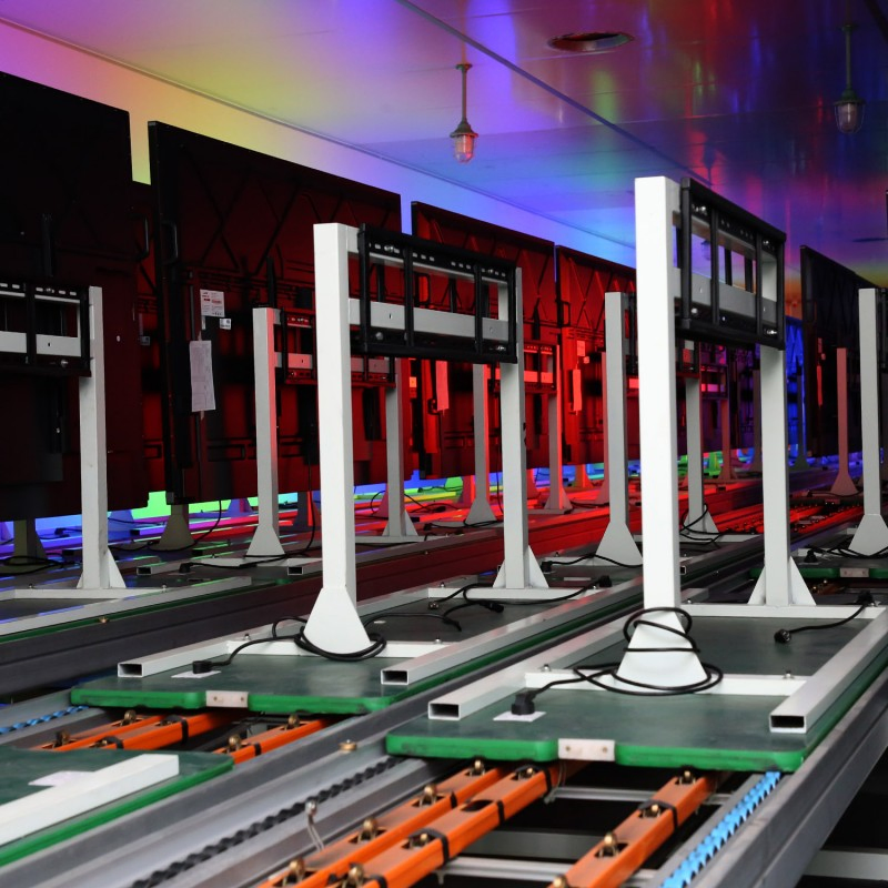 Reliable Heavy-Duty Chain Conveyor for Efficient Media Transmission