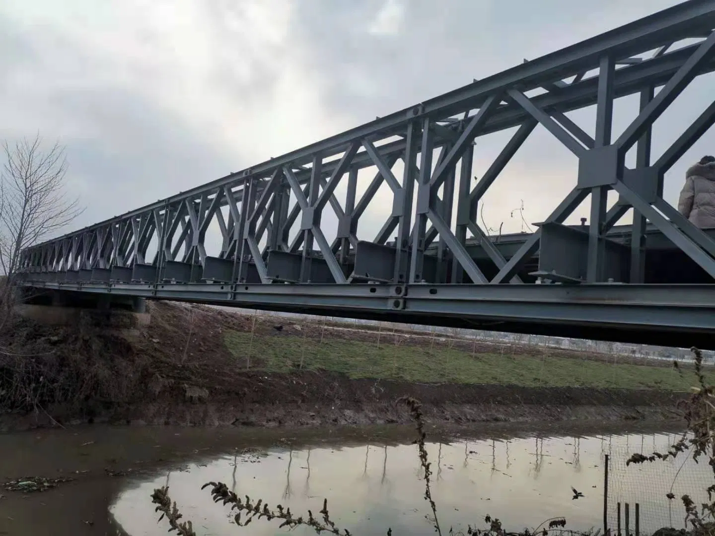 Customizable Bailey Bridge Systems for Enhanced Steel Construction Projects
