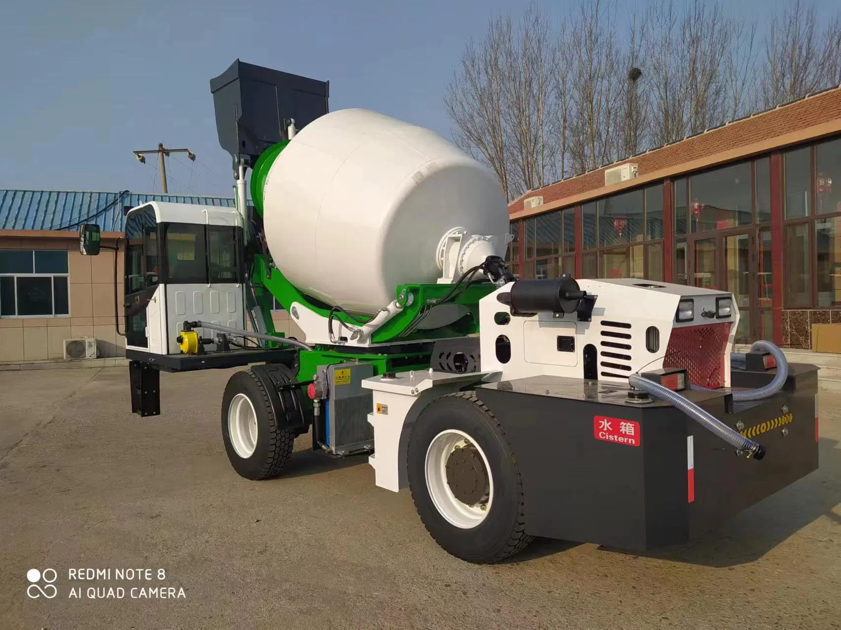 Automatic Concrete Batching &amp; Mixing Plant on Wheels PLC Control System for Precision Aggregate Feeding &amp; Mixing