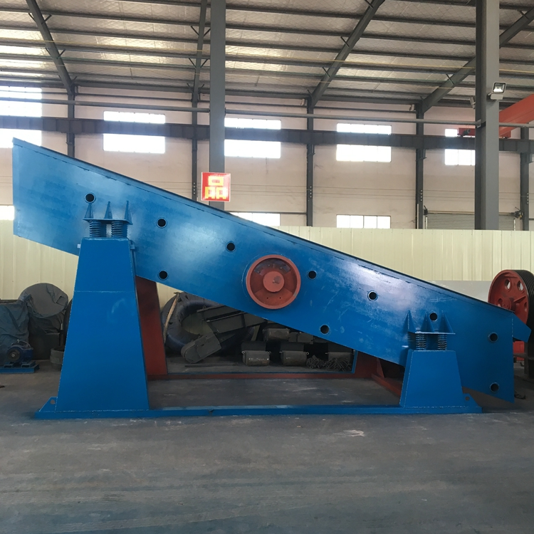 High Efficiency Vibrating Screen for Screening and Grading of Ore / Coal Minerals
