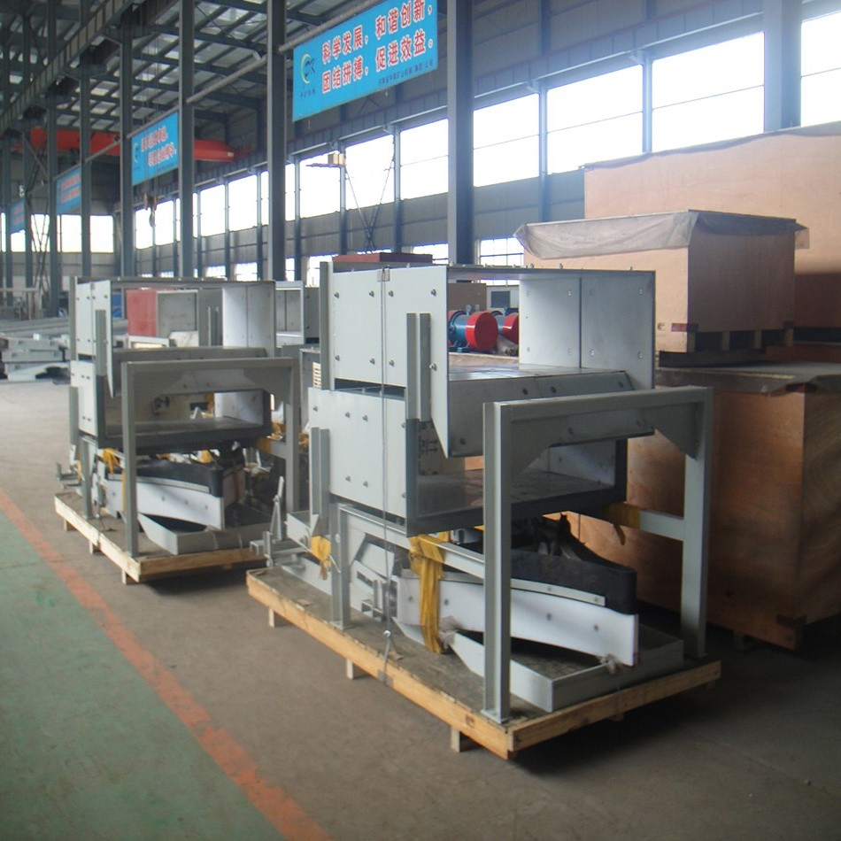 Heavy-Duty Belt Conveyor for Efficient Bulk Material Transport