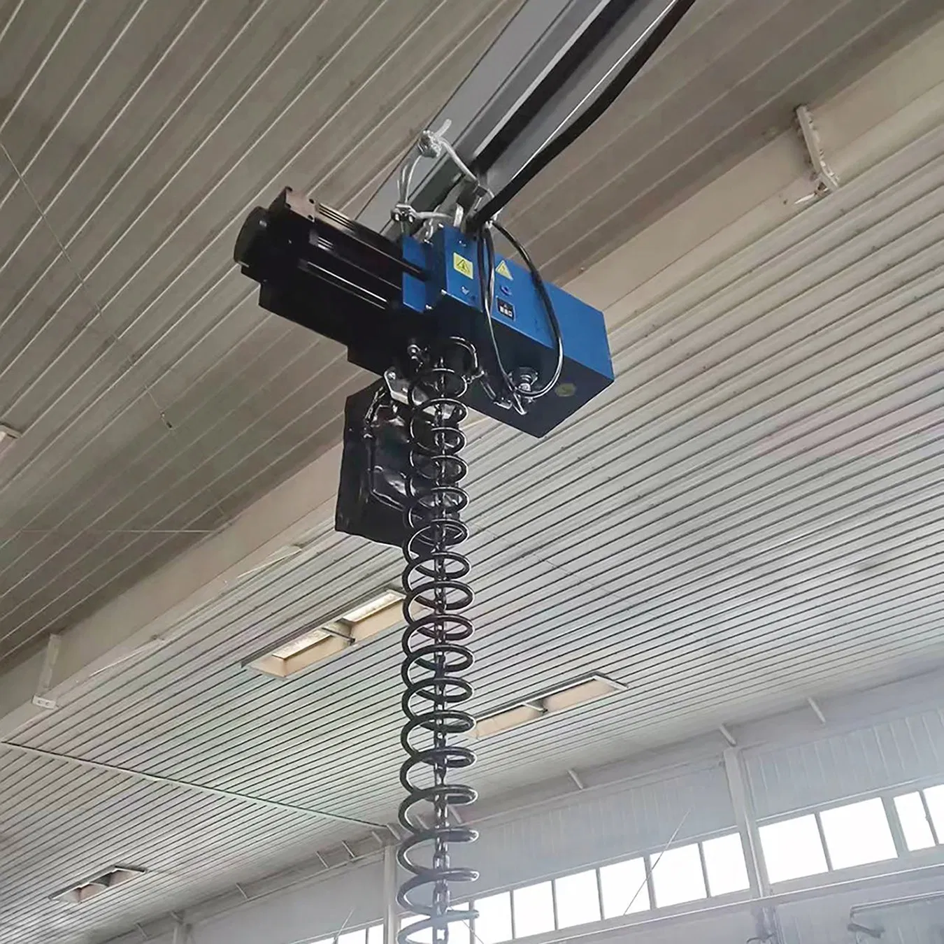 Advanced Electric Truss Lifting System for Heavy-Duty Use