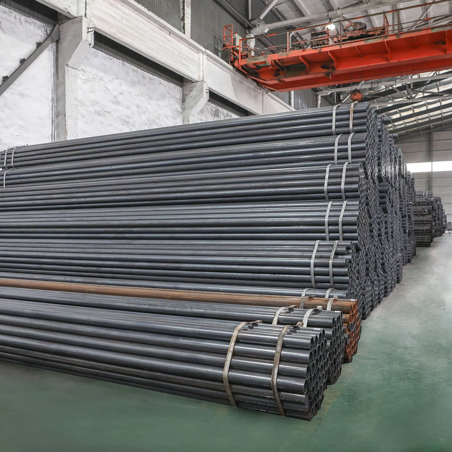 Portable Galvanized Folding Scaffold Pipes Mobile Frame Scaffolding System for Construction Steel Pipes