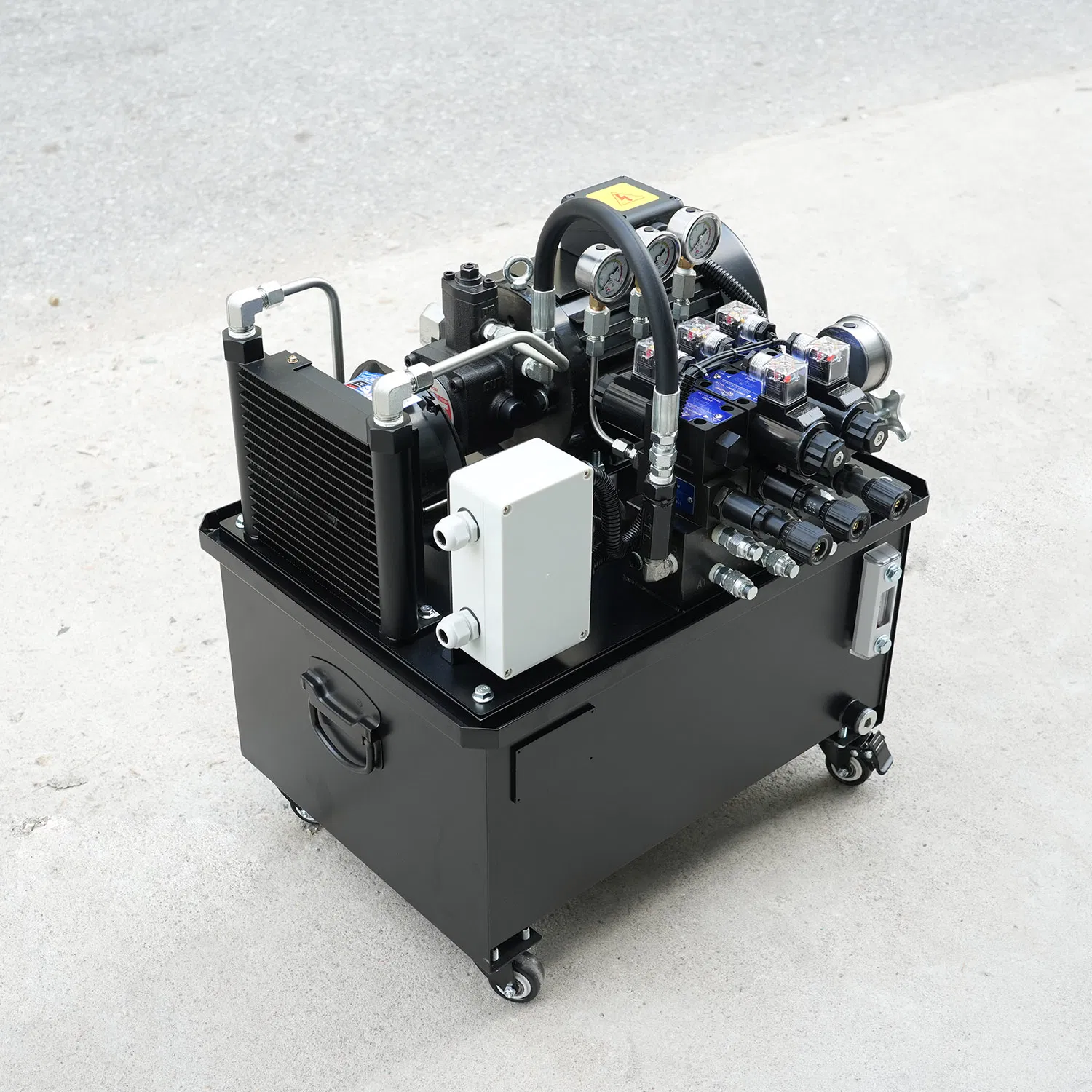 Low Maintenance Customized Quaternary Circuit Hydraulic System with Smart Monitoring