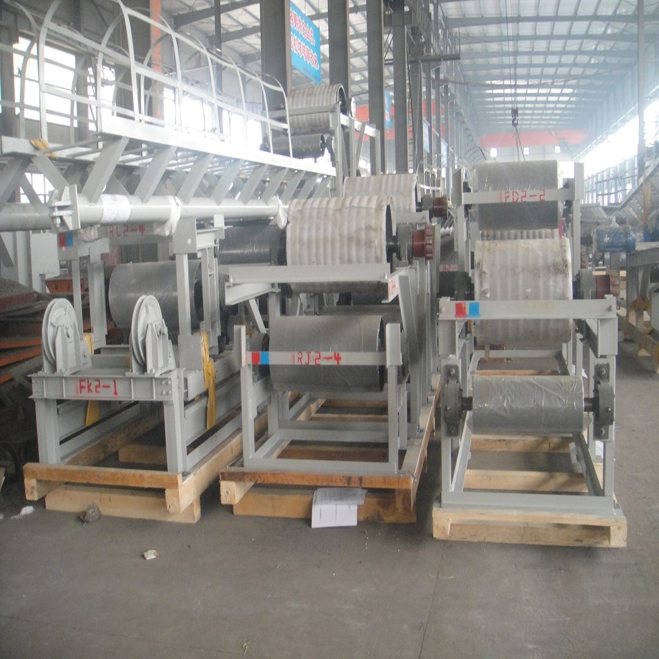 Heavy-Duty Belt Conveyor for Efficient Bulk Material Transport