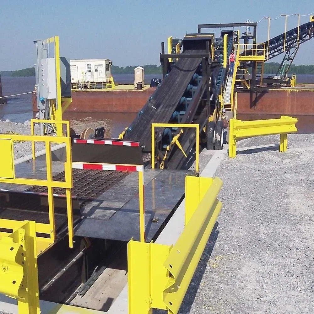 Heavy-Duty Belt Conveyor for Efficient Bulk Material Transport