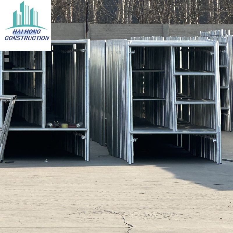 Lightweight Mobile Scaffolding System for Easy Assembly and Transport