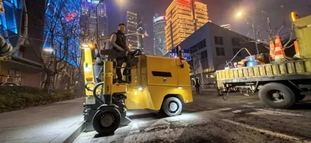 Road Milling Machine