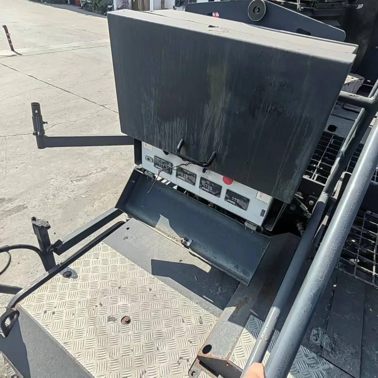 The Performance and Features of The 2015 Bomag Bf800c Paver