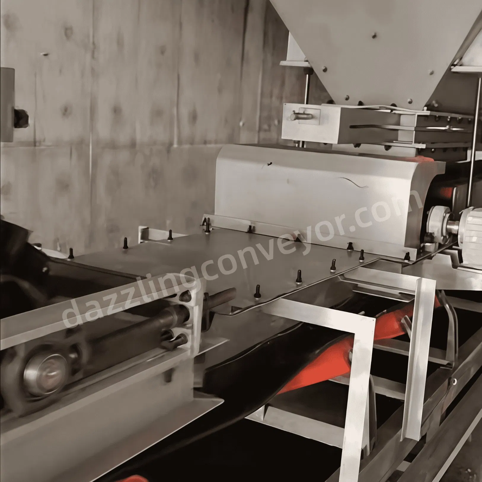 Custom Pipe Conveyor System for Coal and Cement Production Lines