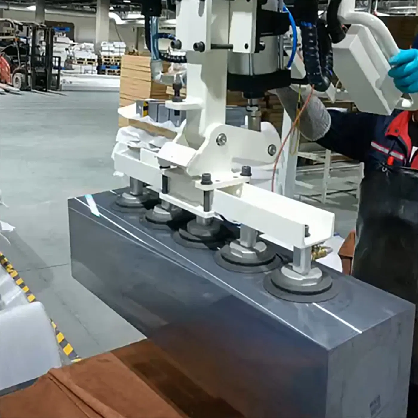 Heavy-Duty Precision Lift System for Industrial Truss Handling