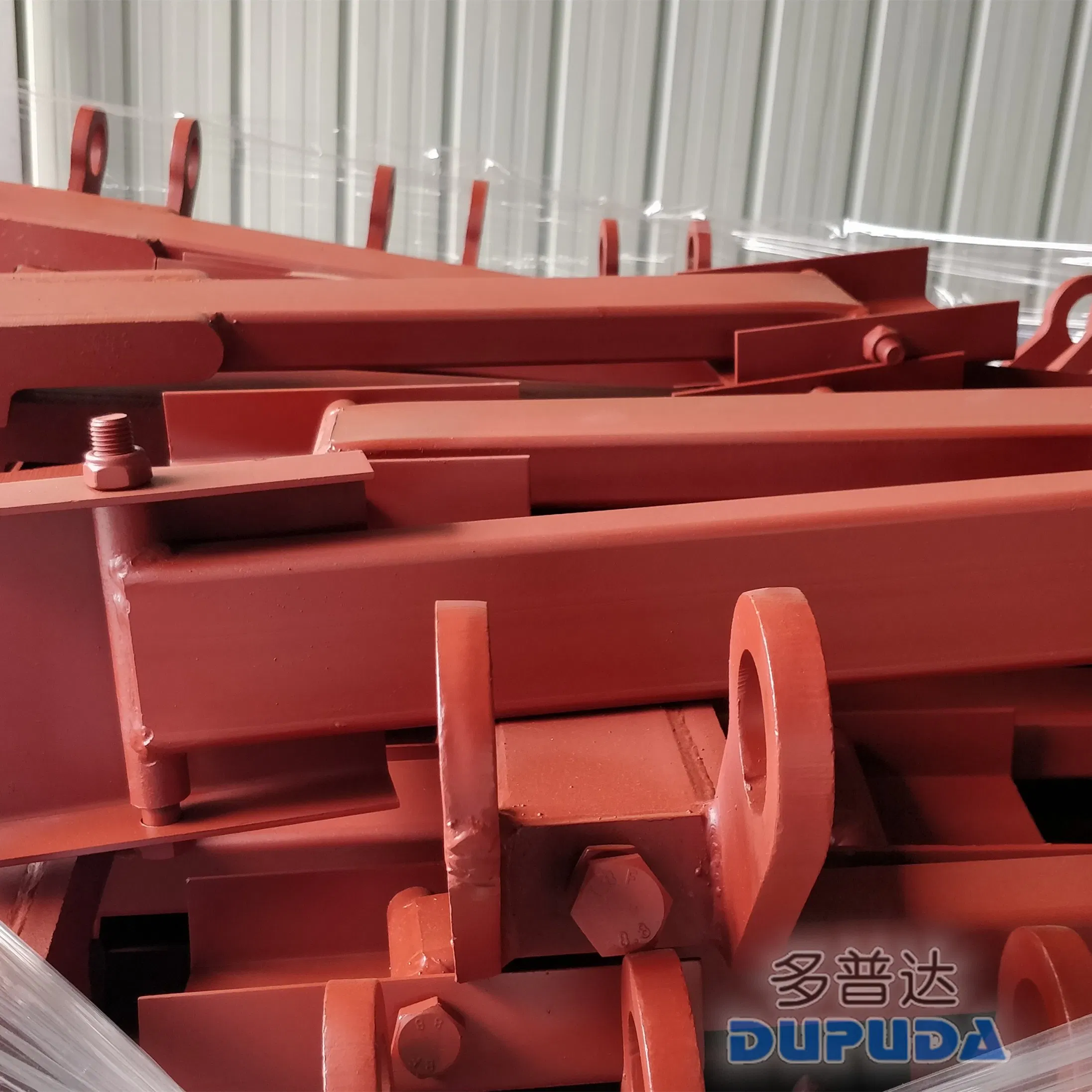 Advanced Hydraulic Roof Cover System for Safe Material Transport