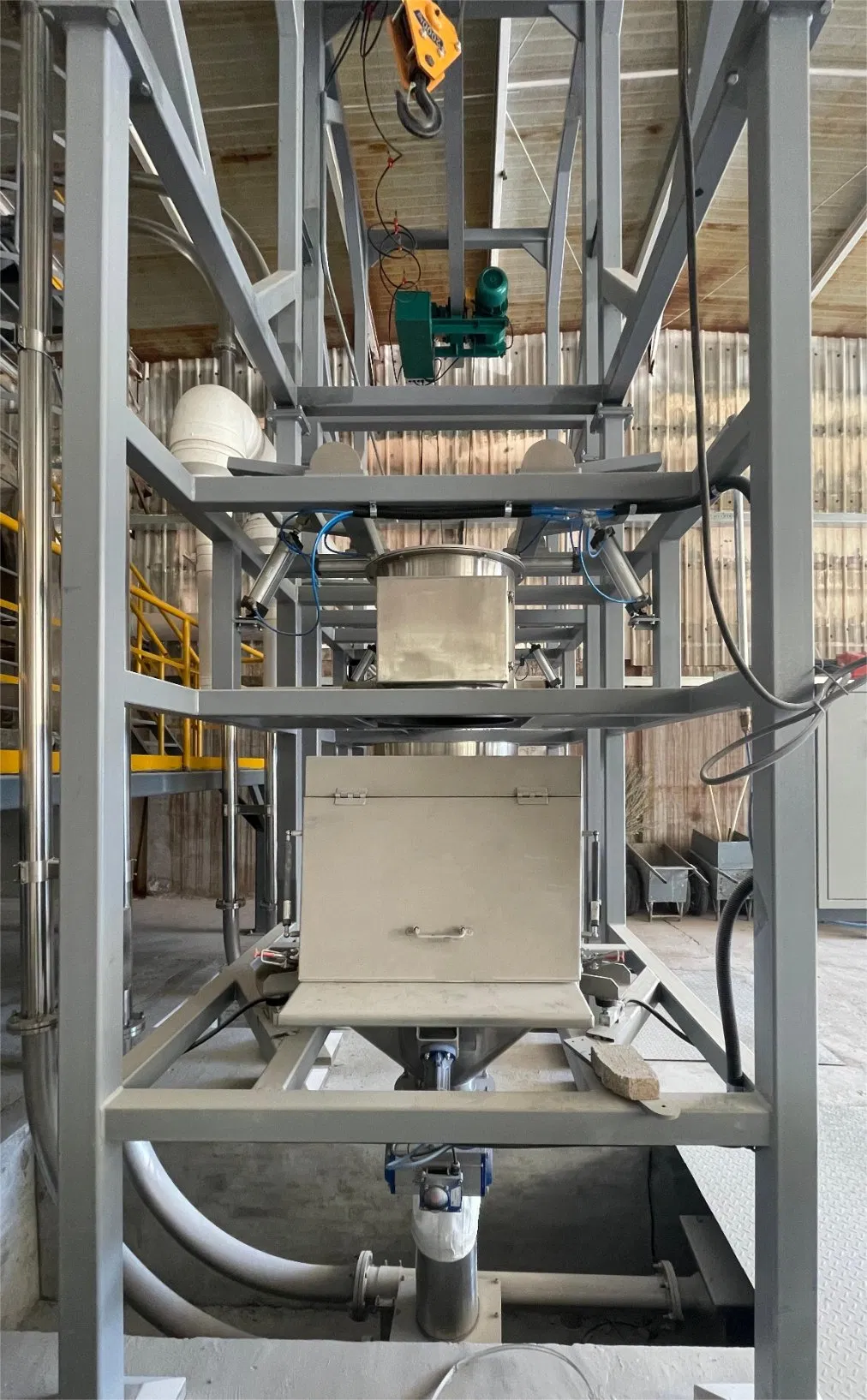 Industrial PLC-Controlled Bulk Bag Unloading System for Efficient Material Handling