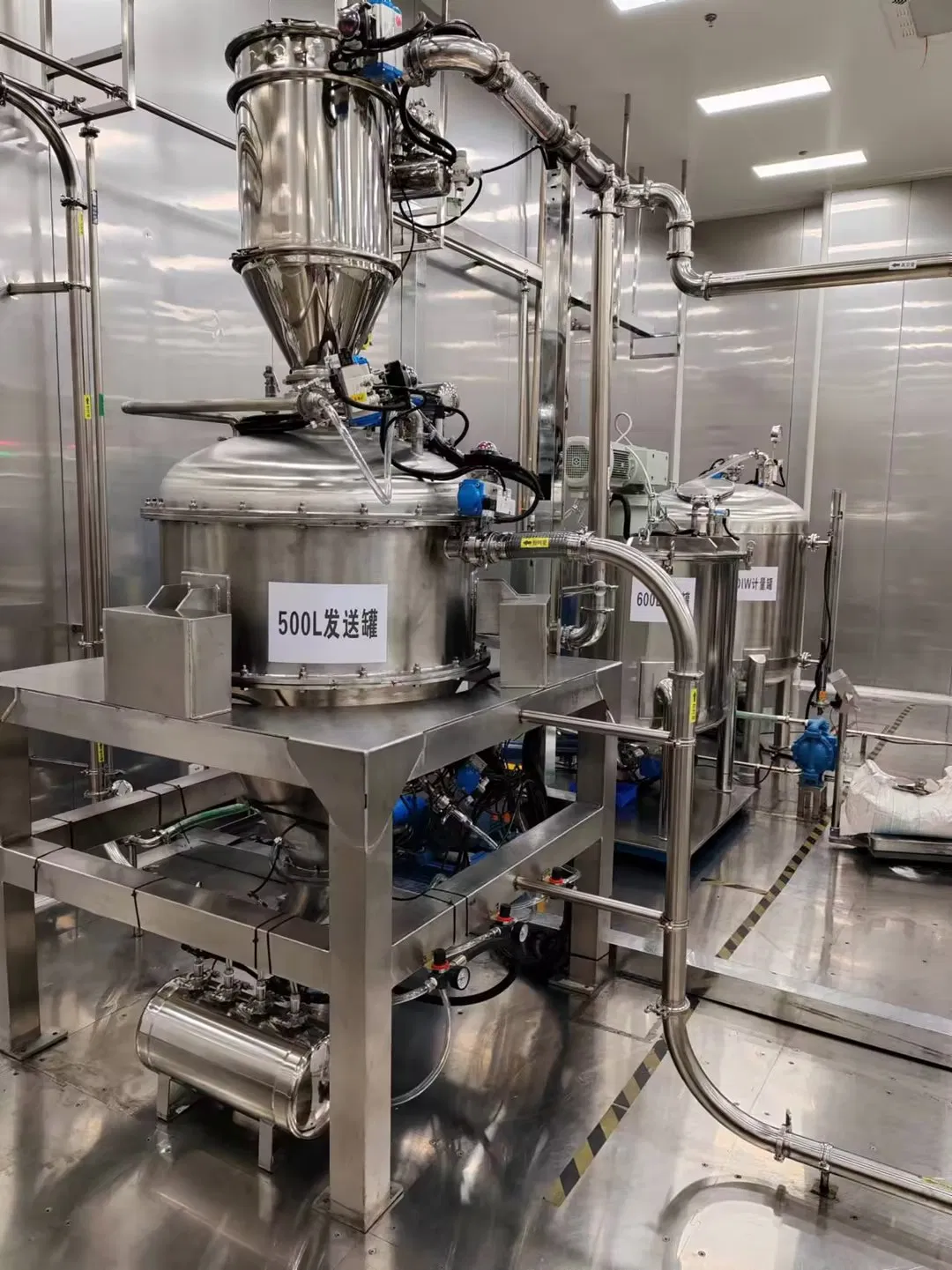 Industrial Adhesive Mixing System with Automatic Feeding and Vacuum Mixer