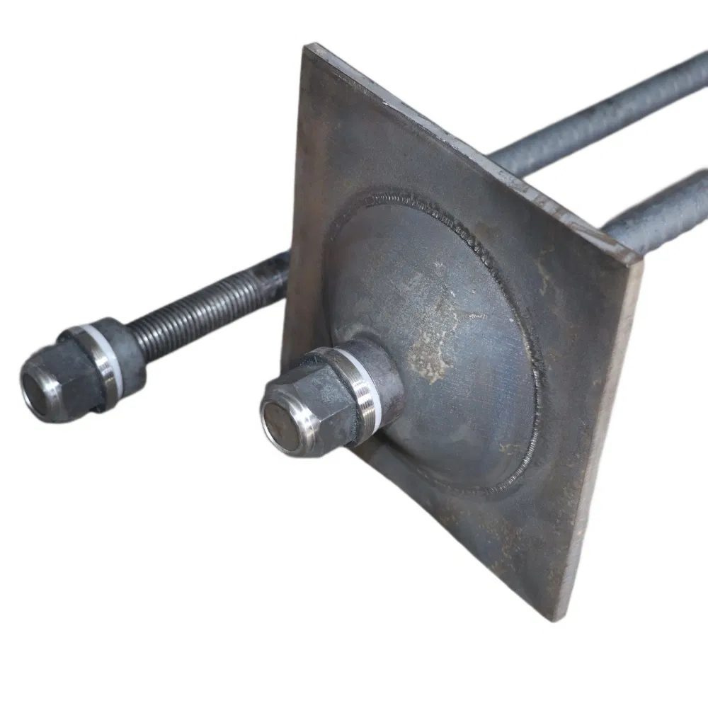 High-Torque Rock Bolts Firmly Fix The Tunnel Roof to Prevent Roof Collapse in High-Risk Excavation Areas.